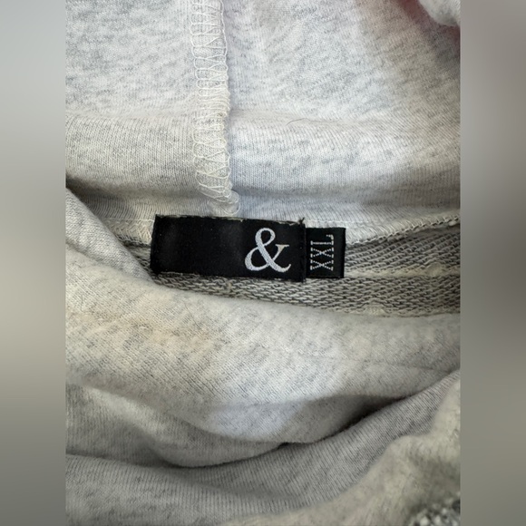 Ampersand Ave Gray and Yellow Women’s Double Hood Sweatshirt Size XXL - Picture 3 of 3